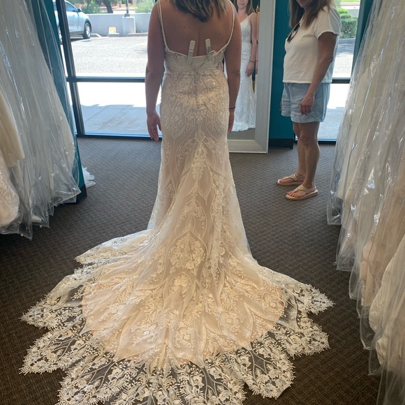 Fit & Flare Wedding Dress-Never Worn - Picture 7 of 9